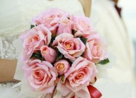 5 Bunga Romantis yang Melambangkan Cinta Abadi dalam Pernikahan